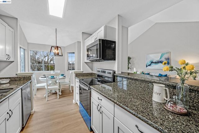 7815 7815 Canyon Meadow Cir H, Pleasanton, CA 94588