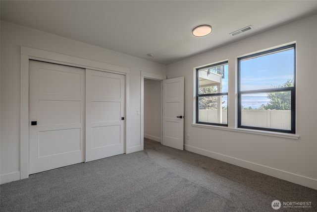 958 Racine Springs Drive, Wenatchee, WA 98801