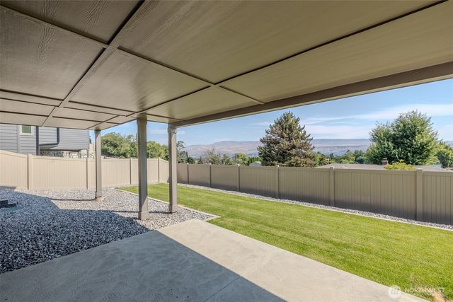 958 Racine Springs Drive, Wenatchee, WA 98801