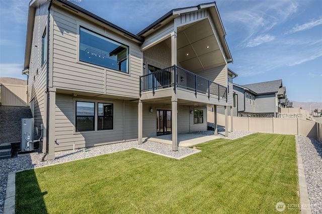 958 Racine Springs Drive, Wenatchee, WA 98801