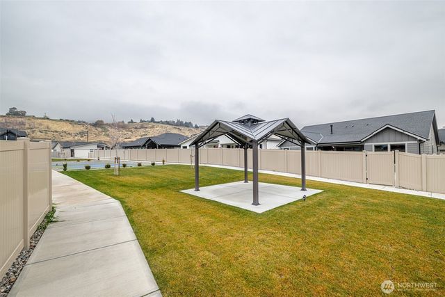 958 Racine Springs Drive, Wenatchee, WA 98801