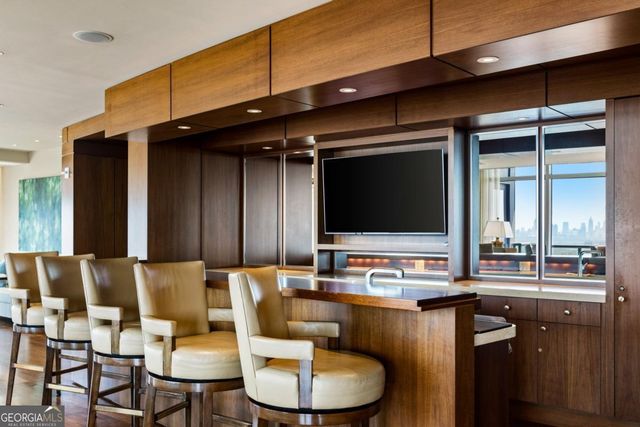 3630 Peachtree Road NE 1809, Atlanta, GA 30326