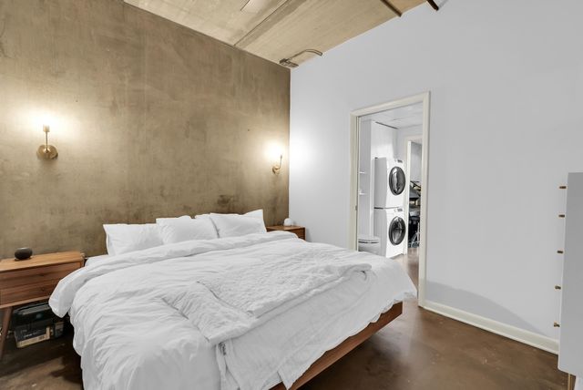 1 Cool Blow Street 323, Charleston, SC 29403