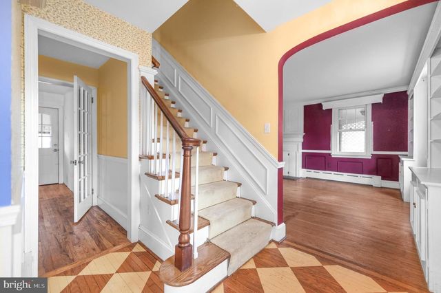 1014 LANSDALE AVE, Lansdale, PA 19446