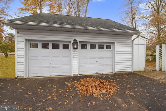 1014 LANSDALE AVE, Lansdale, PA 19446