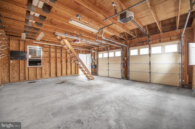 1014 LANSDALE AVE, Lansdale, PA 19446