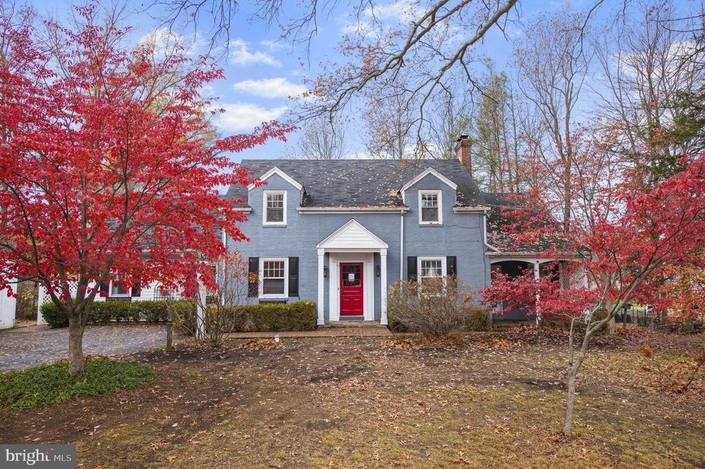 1014 LANSDALE AVE, Lansdale, PA 19446