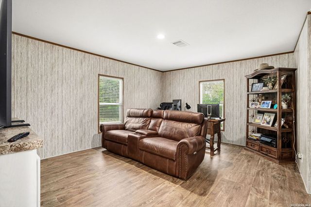 336 County Road 6846, Lytle, TX 78052