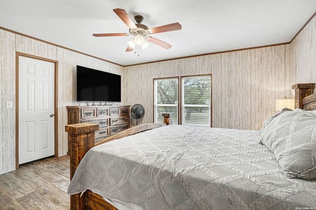 336 County Road 6846, Lytle, TX 78052
