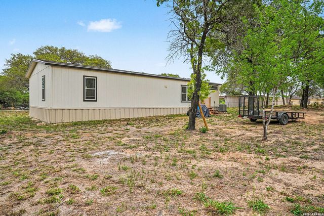 336 County Road 6846, Lytle, TX 78052