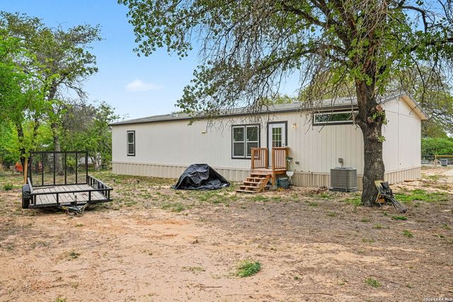 336 County Road 6846, Lytle, TX 78052