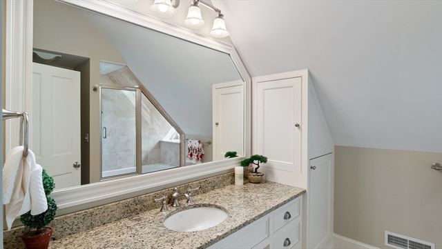 435 Main Street, Amesbury, MA 01913