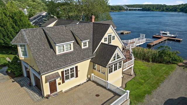 435 Main Street, Amesbury, MA 01913