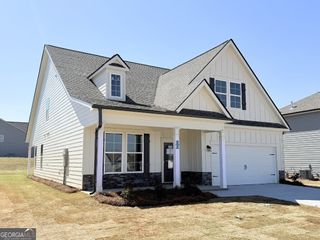 71 Cochin Drive, Statham, GA 30666