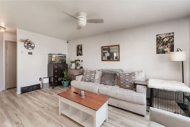 3390 Canyon DRIVE C19, Billings, MT 59102