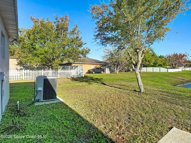 5441 Silver Thistle Lane, St. Cloud, FL 34772