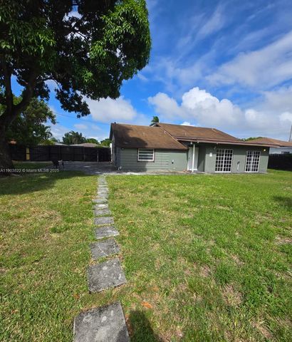 2420 Jackson St H, Hollywood, FL 33020