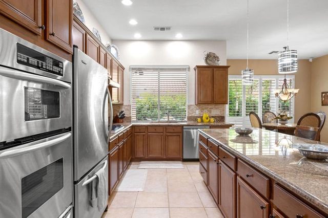 78467 Sterling Lane, Palm Desert, CA 92211