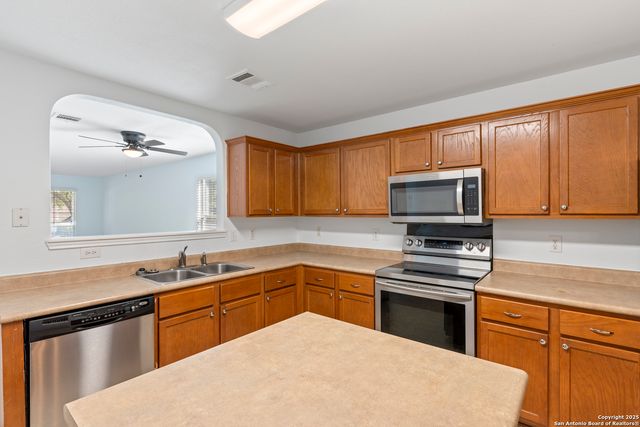 6918 N Cutting, San Antonio, TX 78244