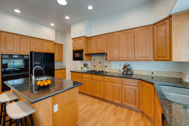 231 Crenshaw Ct, Granite Bay, CA 95746