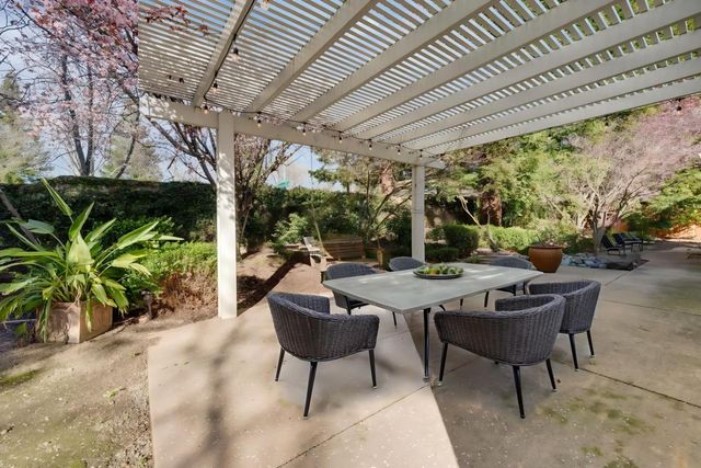 231 Crenshaw Ct, Granite Bay, CA 95746