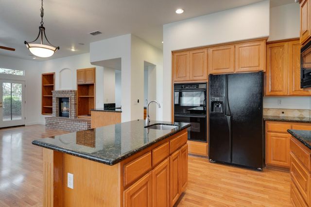 231 Crenshaw Ct, Granite Bay, CA 95746