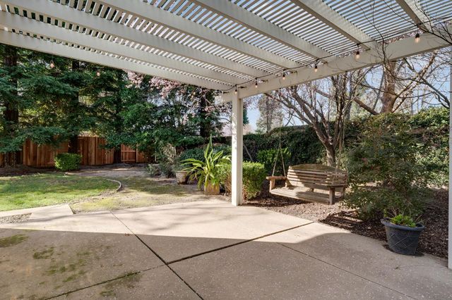 231 Crenshaw Ct, Granite Bay, CA 95746