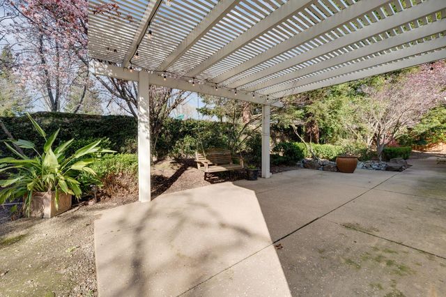 231 Crenshaw Ct, Granite Bay, CA 95746