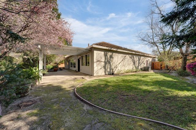 231 Crenshaw Ct, Granite Bay, CA 95746