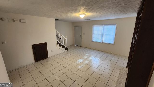 631 Hunting Creek Lane SE, Conyers, GA 30013