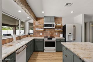 5449 E LARKSPUR Drive 1, Scottsdale, AZ 85254
