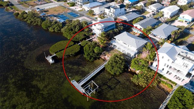 2512 AVENUE A, Bradenton Beach, FL 34217