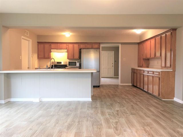 6 Little John Lane, Conroe, TX 77301