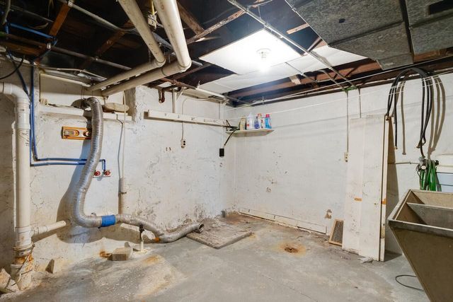 1230 Johnson STREET, La Crosse, WI 54601