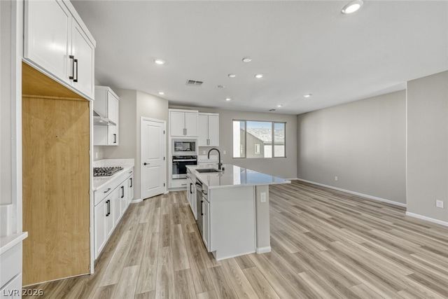 7498 Lodano Avenue, Las Vegas, NV 89113