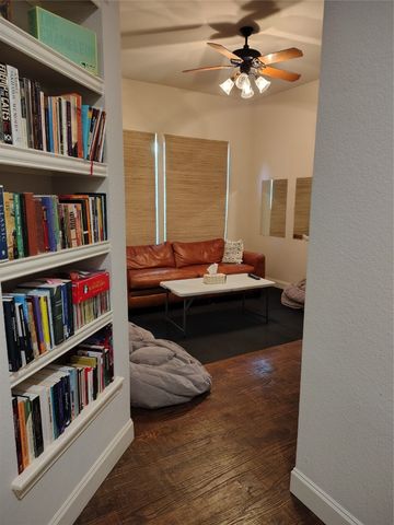 2002 Brianna Lane, Arlington, TX 76001