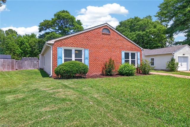 4844 Fountain Hall DR, Virginia Beach, VA 23464