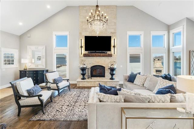 560 Lake Viking Terrace, Gallatin, MO 64640