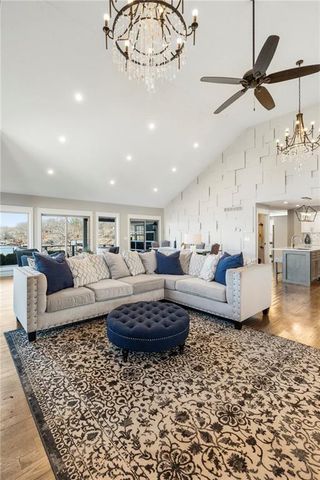 560 Lake Viking Terrace, Gallatin, MO 64640