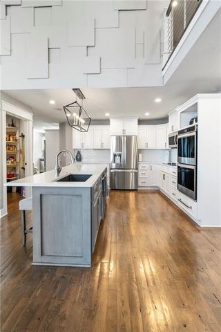 560 Lake Viking Terrace, Gallatin, MO 64640