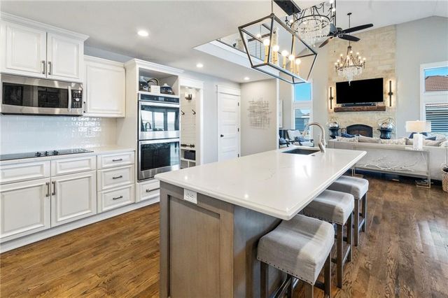 560 Lake Viking Terrace, Gallatin, MO 64640