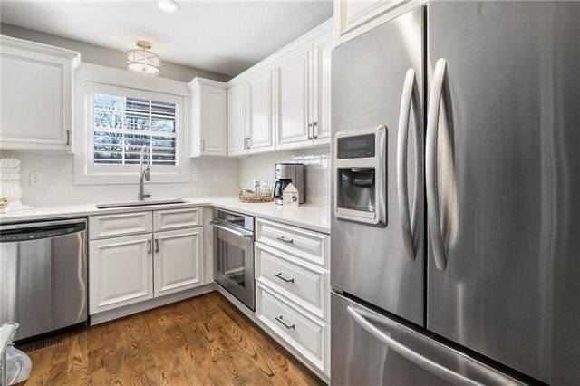 560 Lake Viking Terrace, Gallatin, MO 64640