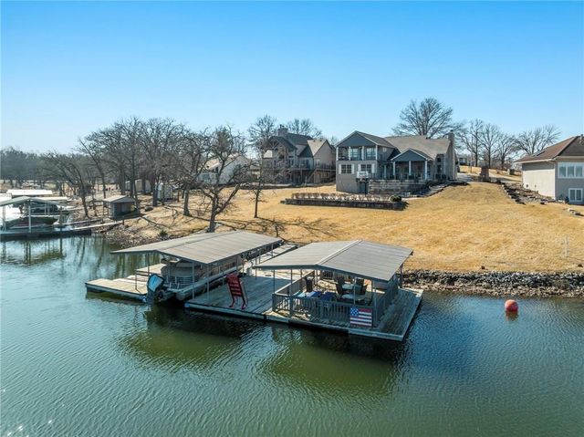 560 Lake Viking Terrace, Gallatin, MO 64640