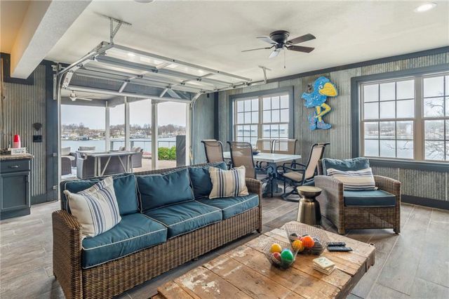 560 Lake Viking Terrace, Gallatin, MO 64640