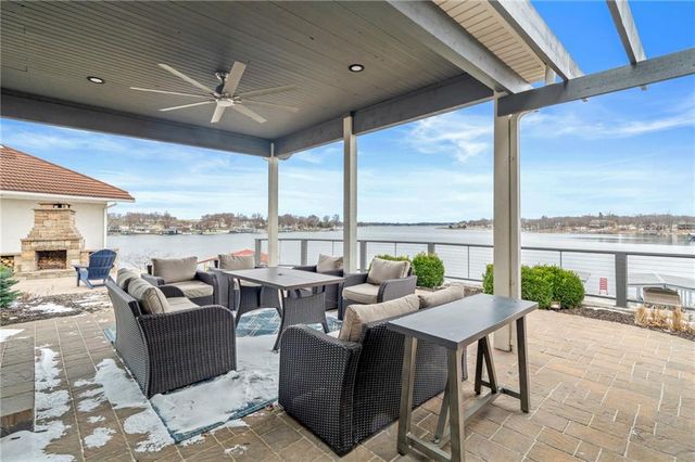 560 Lake Viking Terrace, Gallatin, MO 64640