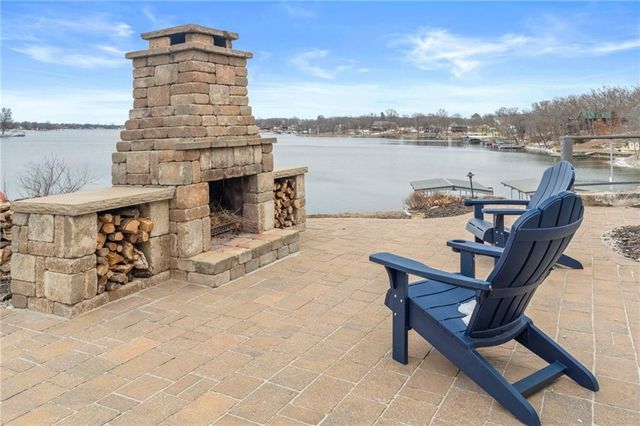 560 Lake Viking Terrace, Gallatin, MO 64640