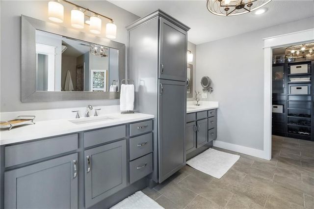 560 Lake Viking Terrace, Gallatin, MO 64640