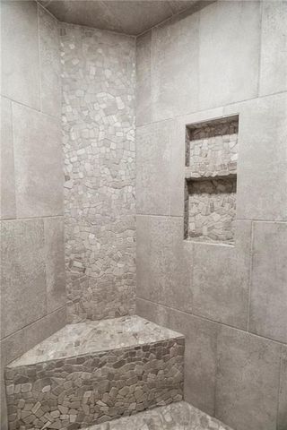 560 Lake Viking Terrace, Gallatin, MO 64640