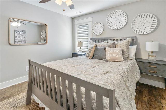 560 Lake Viking Terrace, Gallatin, MO 64640