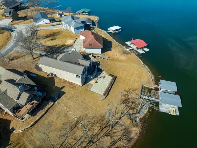 560 Lake Viking Terrace, Gallatin, MO 64640
